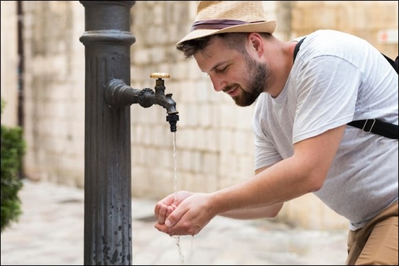 outdoor water tap leaking